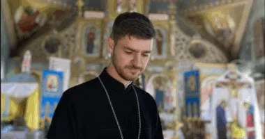 Сповідь у телефоні: священник з Тернополя створив покаянний мобільний додаток