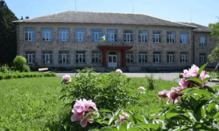 На Чортківщині за 3,2 млн Євро побудують новий спорзал із укриттям