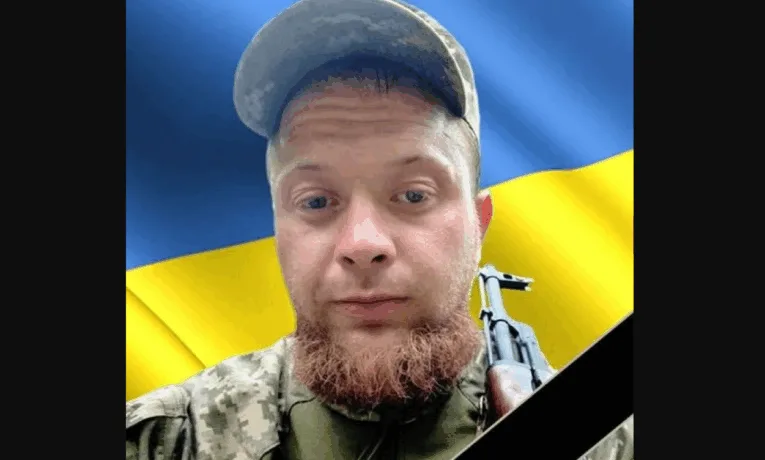 Загинув на війні музній захисник із Збаража Тарас Петрик