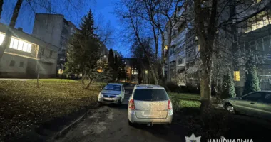 На 15 Квітня водій на “Опелі” збив тернополянку