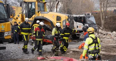 У Тернополі відзначили тернополян-героїв, які працювали на місцях ракетних ударів