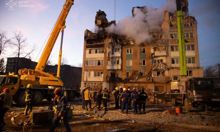 Якщо хочеш допомогти постраждали тернополянам від ворожої атаки: міська рада відкрила благодійні рахунки