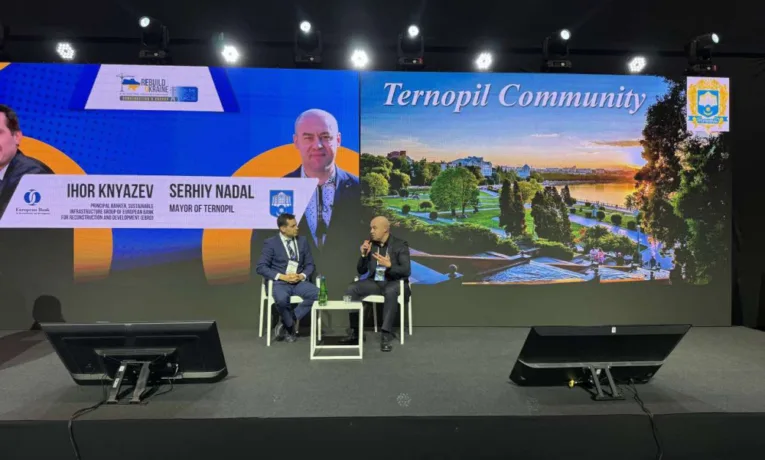 Мер Тернопорля Сергій Надал взяв участь у міжнародній виставці-конференції ReBuild Ukraine: Construction & Energy 2025