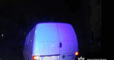 водій тікав