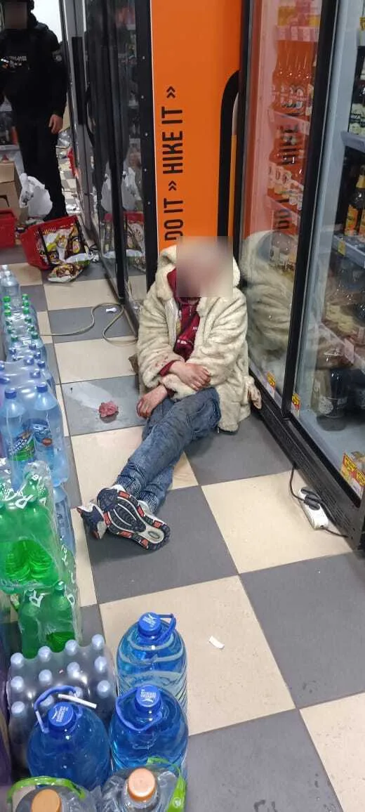 Поліцейські охорони виявили неповнолітнього під час спроби крадіжки з магазину