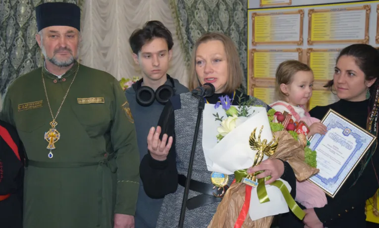 Кожен день їй це треба – підніматись до справ добрих