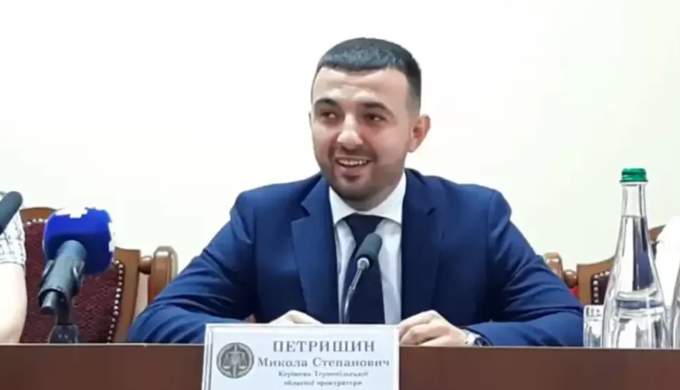 У експрокурора Тернопільщини, який пробув на посаді лише тиждень, знайшли золоті злитки