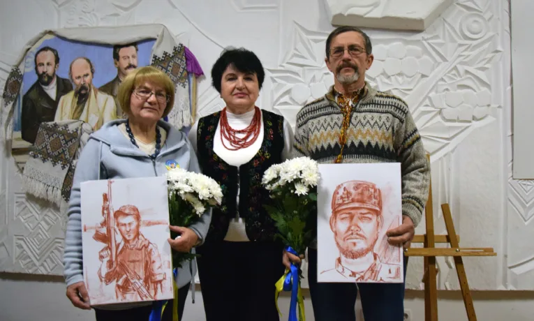 Новий проєкт під нaзвою «Пaмʼять – сильнішa зa чaс» предстaвилa Тернопільськa міськa оргaнізaція «Просвіти»