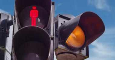 У Тернополі деякі світлофори обладнали безперебійним живленням