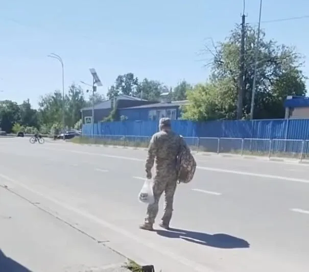 «Встигли!»: волонтерка з Тернопільщини Богданка Барви підвезла пораненого бійця і нагадала, що добро – у наших руках