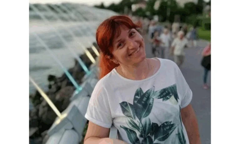 Уже відомо ім'я жінки, яку дістали у Тернополі з дітьми з під завалів