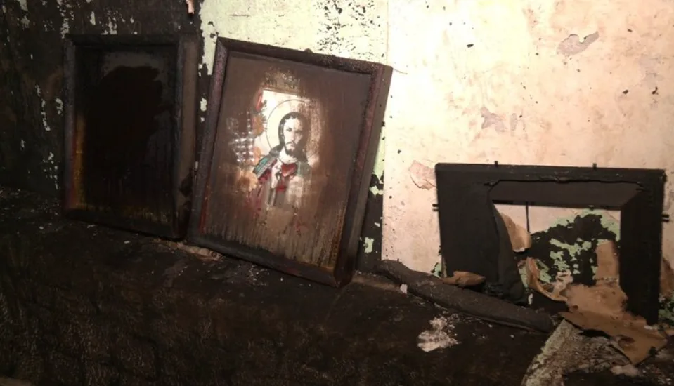 “Втратили все, що нажили за 36 років, вціліли лише ікони та біблія”: тернополянка про обстріл