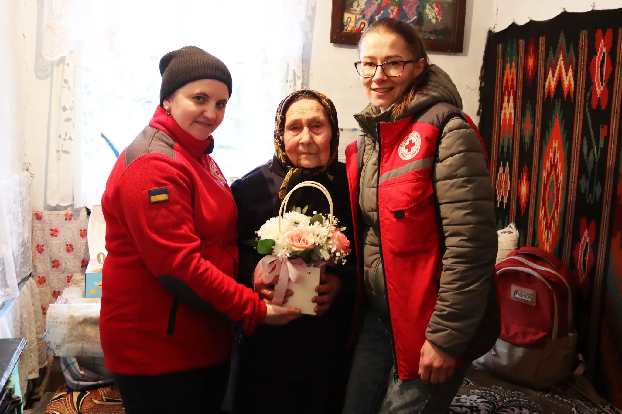 «Мрію дожити до перемоги»: на Тернопільщині Червоний Хрест привітав 99-річну іменинницю Катерину Себій