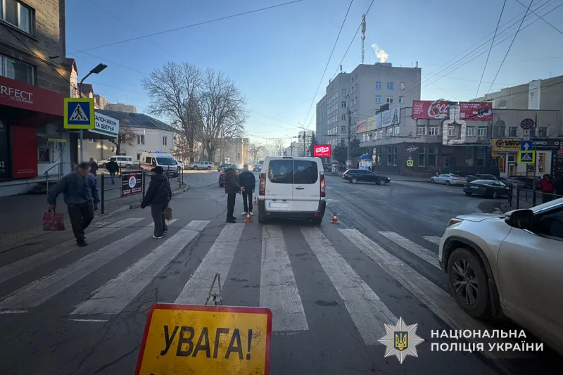 У Тернополі на пішохідному переході водій авто на 