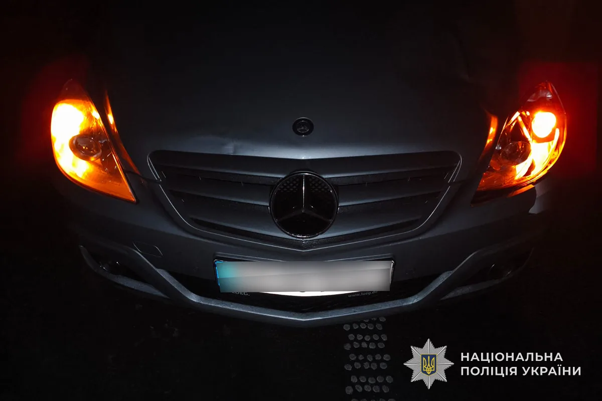 На Чортківщині під колесами “Мерседеса” загинув чоловік