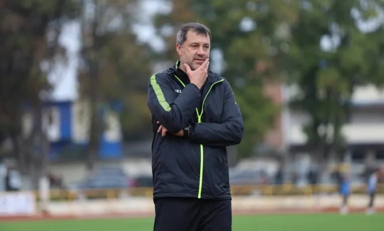 Тренерський штаб ФК «Нива» припинив співпрацю за взаємною згодою сторін