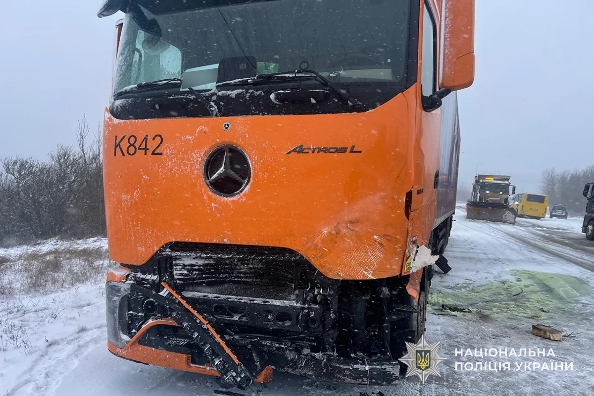 У ДТП неподалік Глибочка загинула жінка та двоє неповнолітніх жителів Львівщини