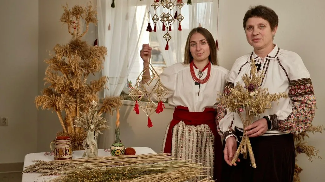 різдвяних павуків і дідухів