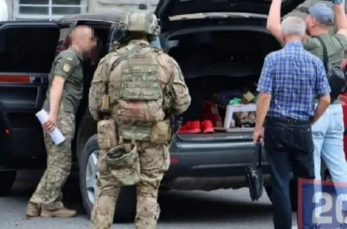 Скандал у Борщівському ТЦК: під час слідства у справі про вимагання та побиття померли двоє фігурантів