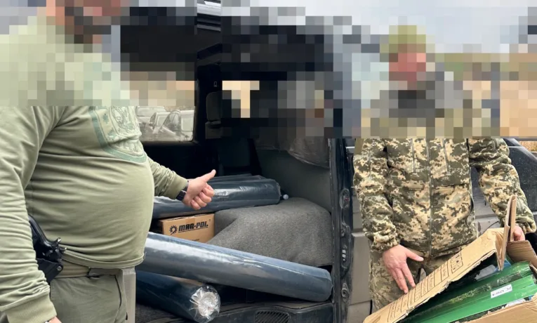 «Українська команда» Тернопільщини передала допомогу воїнам 160-ї бригади