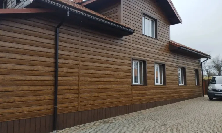 Як обрати металевий сайдинг для довговічного фасаду