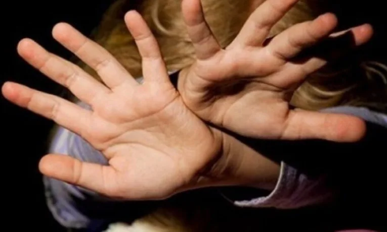 На Теребовлянщині ув’язнили батька, який розбещував малолітню доньку