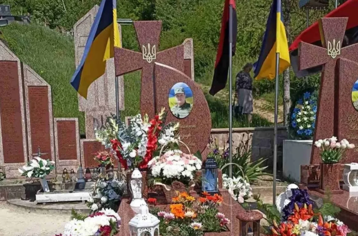 Скандал у Чорткові: міський голова не виконує обіцянку та не виплачує компенсації за пам’ятники