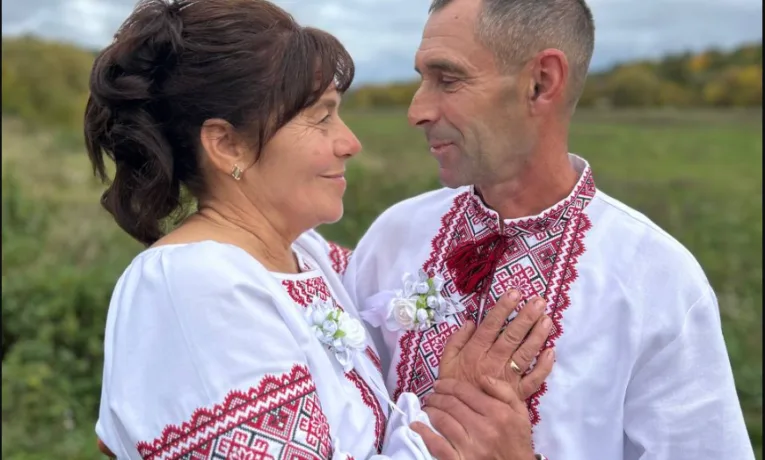 Військовий з Тернопільщини здійснив мрію – повінчалися у храмі та купив трактор