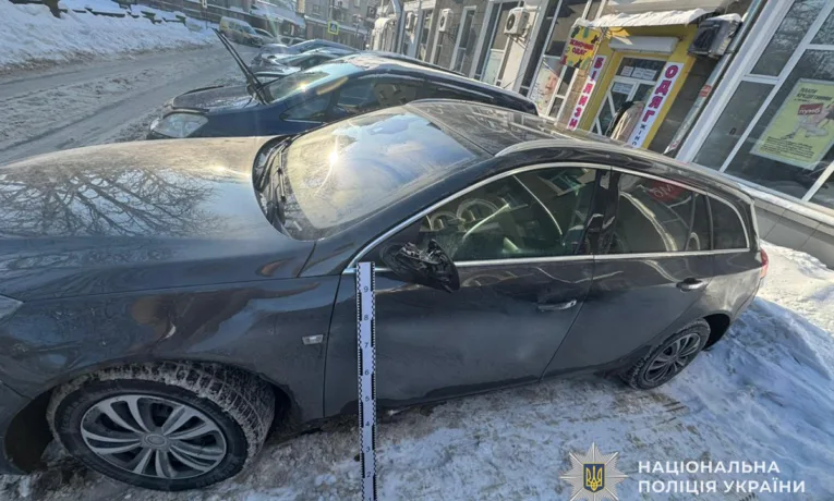 У Тернополі та Байківцях ДТП з пішоходами: одного збили, іншому вантажівка переїхала ногу