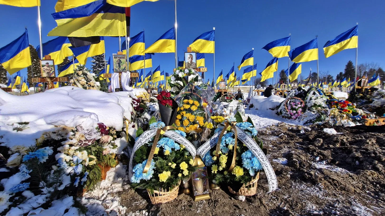 У Тернополі стартує ініціатива опіки над могилами воїнів, які не мали родини