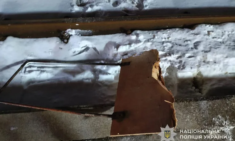 Жителю Полтавщини оголосили підозру за тяжкі тілесні ушкодження на вокзалі у Чорткові