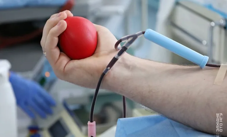 донор крові