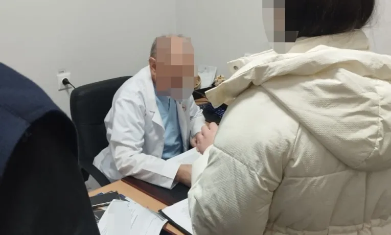 судитимуть лікаря