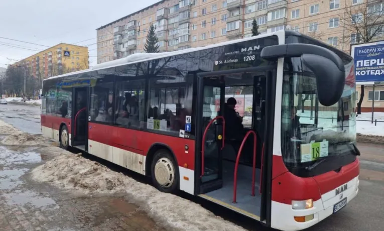 Нові автобуси