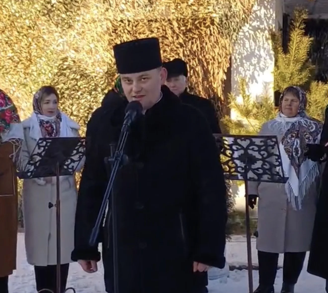 Отець Юрій Мазурчук 