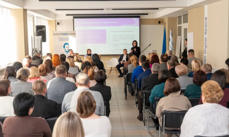 Надія Кузьмичова