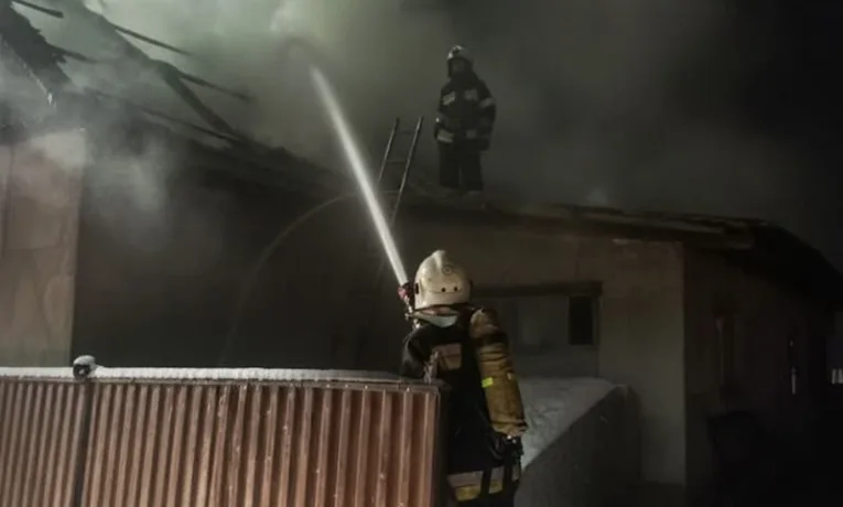 300 тюків сіна