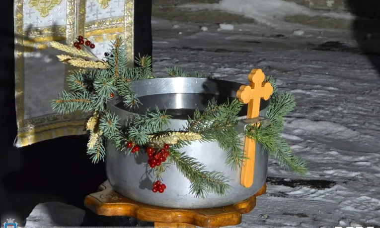 У Чорткові провели обряд водосвяття на насосній станції з якої подається вода на місто