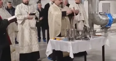 У Тернополі з кранів тече освячена вода на Водохреще