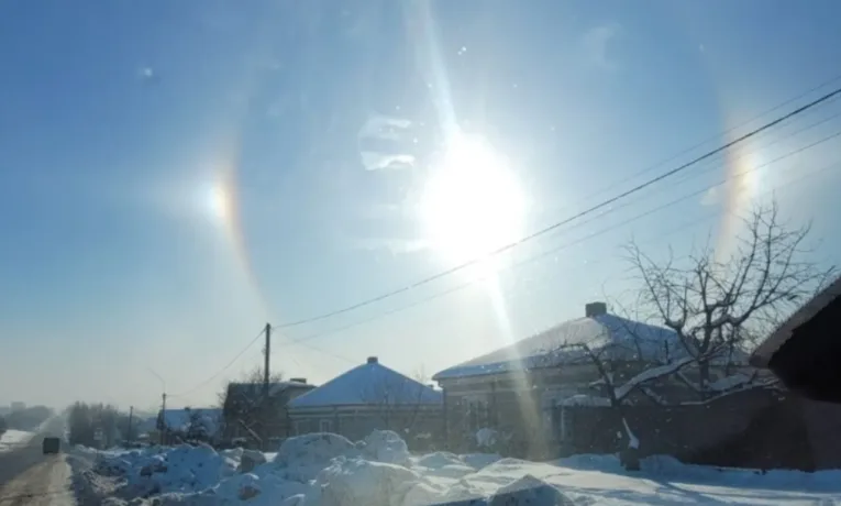 У небі Тернопільщини з’явилося сонячне гало: таке видно нечасто