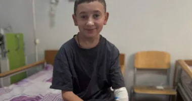 Нейрохірурги прооперували підлітка з Тернопільщини з рідкісною патологією мозку