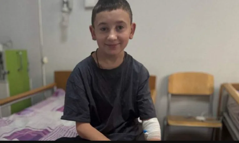 Нейрохірурги прооперували підлітка з Тернопільщини з рідкісною патологією мозку