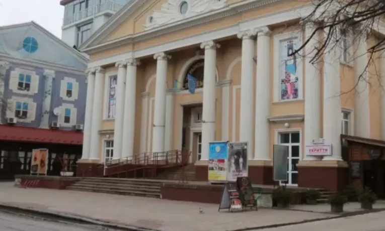 У Тернополі родині Заставних дозволили провести невід'ємні поліпшення в Українському домі