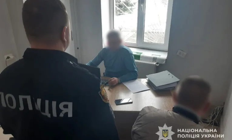 Махінації з паливом у Чортківському районі: водій селищної ради списав понад 2000 л