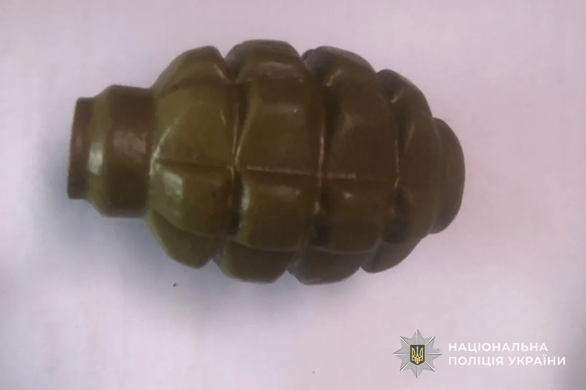 Викрили збут вибухівки на Чортківщині: у чоловіка знайшли 4 гранати