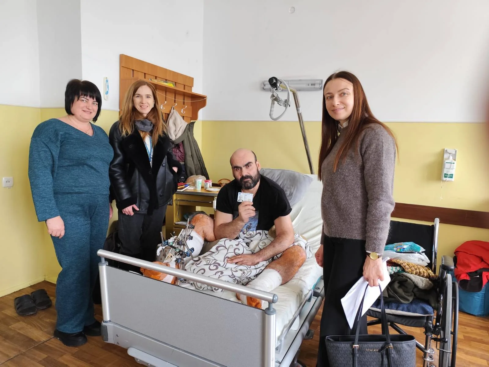 оформлюють паспорти