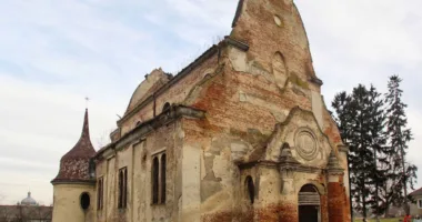 Руїни костелу