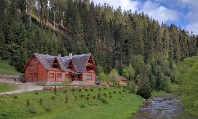 Imperial Pools Замовити басейн під ключ будівництво басейнів ціни ImperialPools Україна Славське Львівська область Карпати