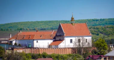 Монастир бернардинців