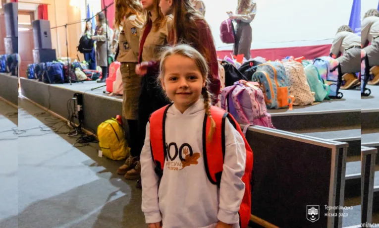 Акція «Теплом зігріємо серця»